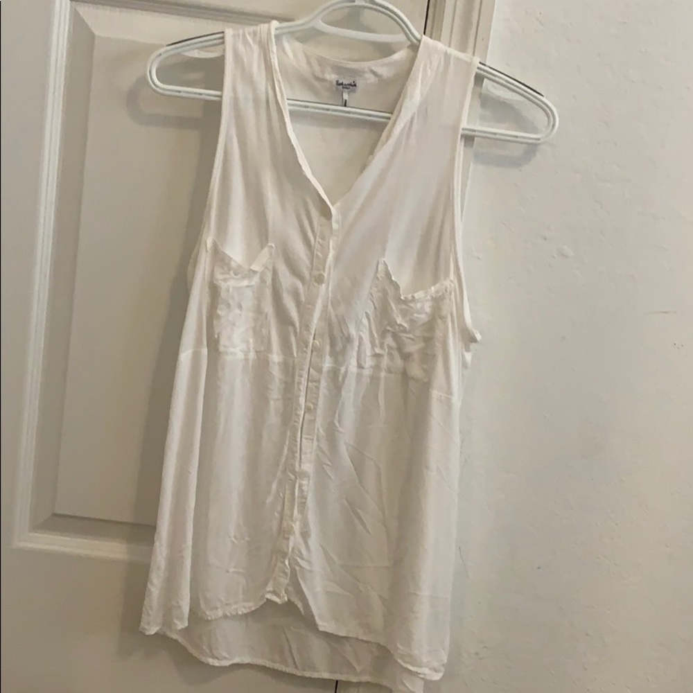 White Splendid tank